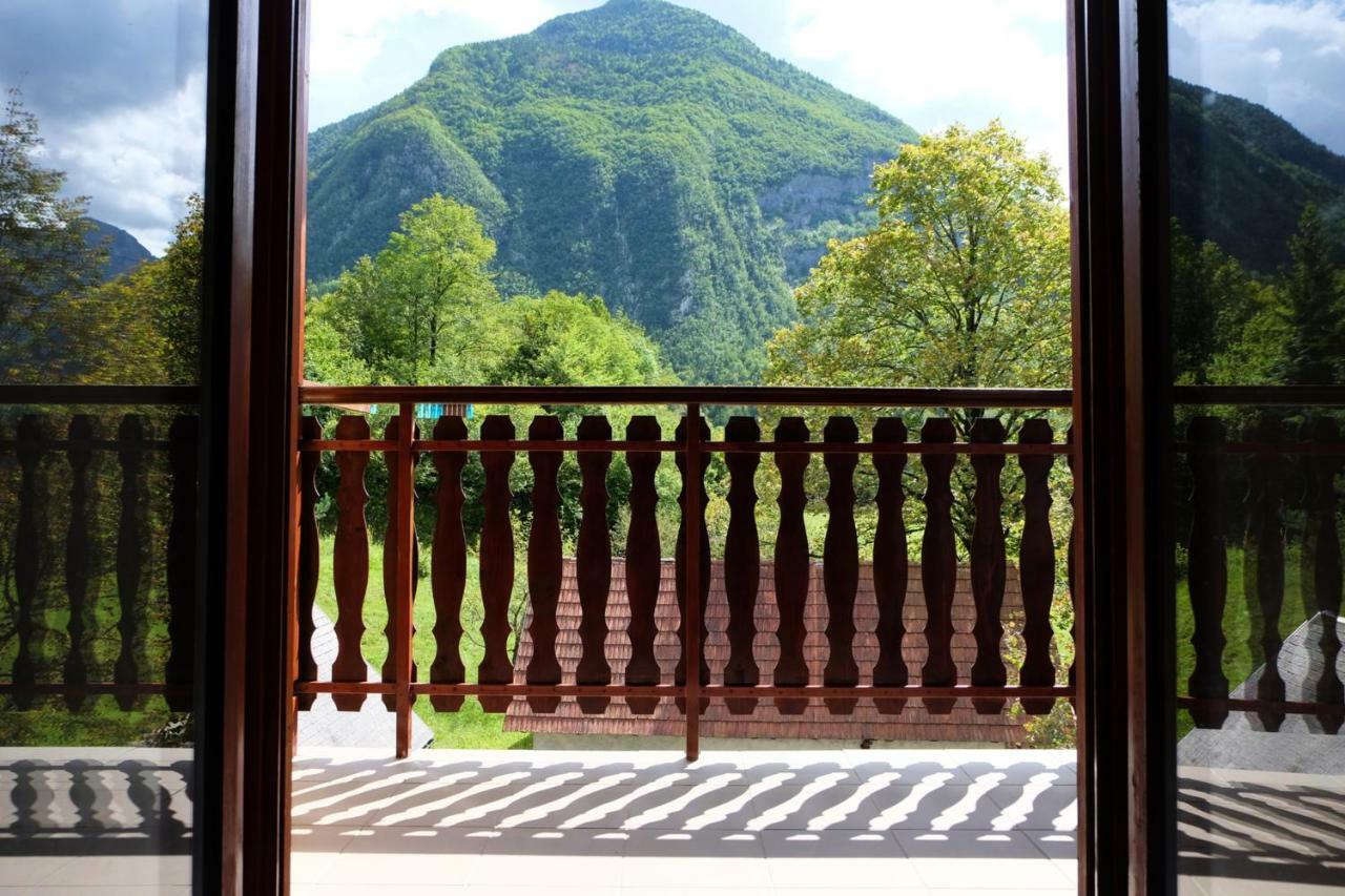 Hisa Patricija Apartment Soča Екстериор снимка